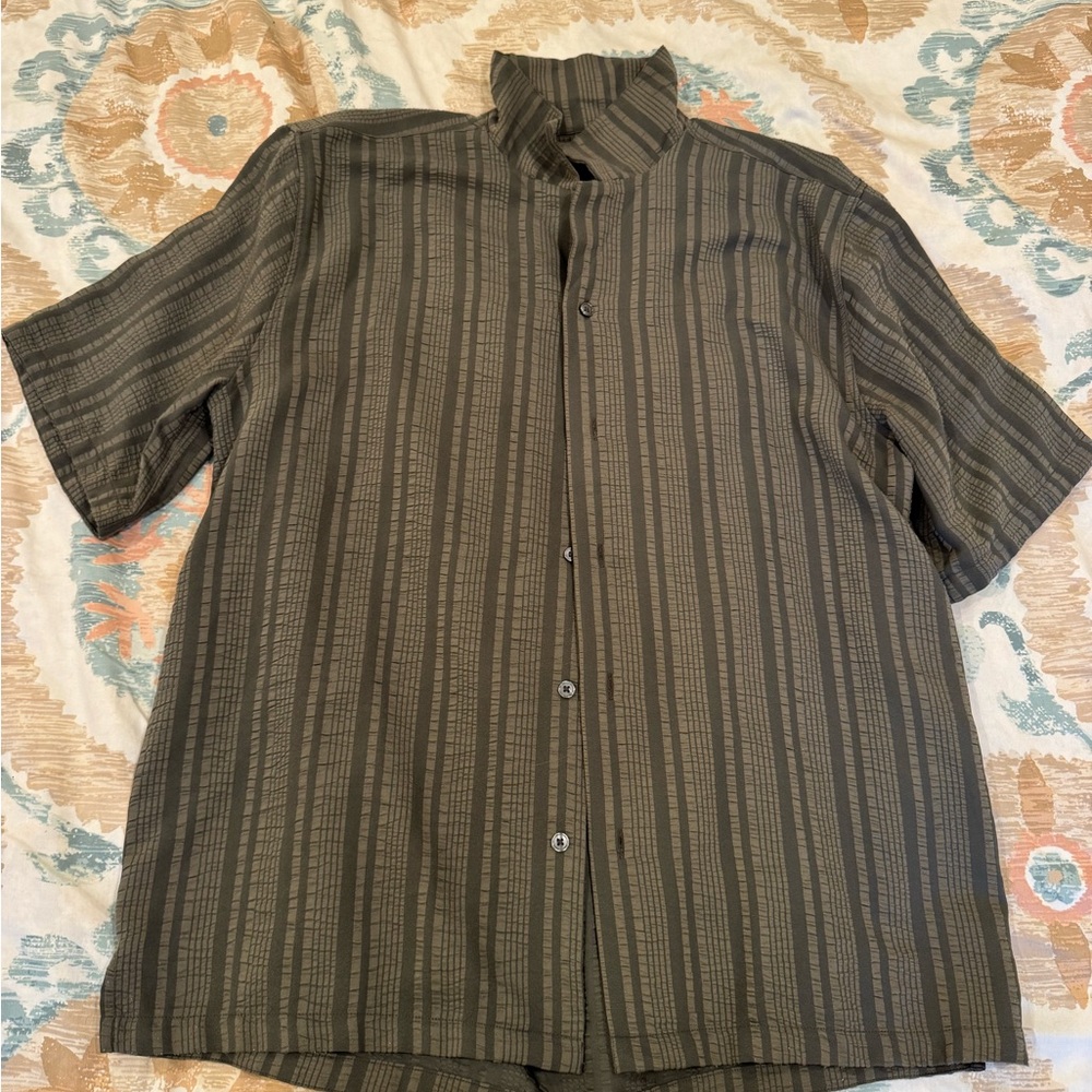 Medium Abercrombie Men’s Shortsleeve Button Down